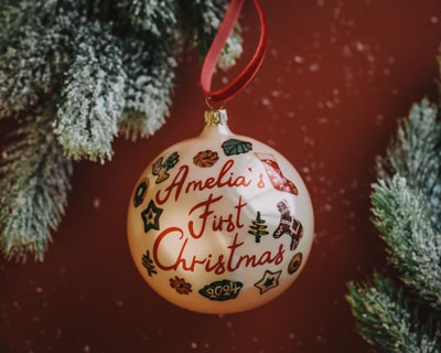 Min första julgranskula med kakor, champagne färgad